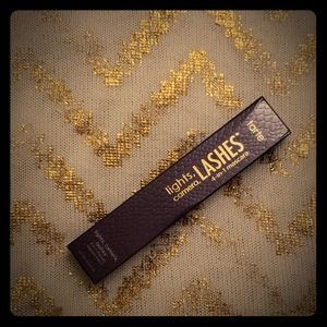 NIB tarte lights, camera, LASHES 4-in-1 BLACK
